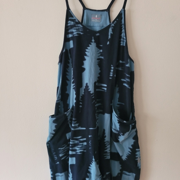 Free People Movement Hot Shot Printed Onesie Jumpsuit Winter Forest Navy Large - Picture 8 of 12